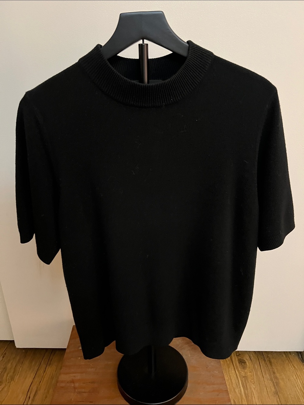 Women’s Black Short-Sleeve Knit Sweater Sag Harbor Crewneck
